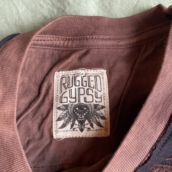 Rugged Gypsy Short Sleeve T-Shirt — Size Small!! - Picture 2 of 5